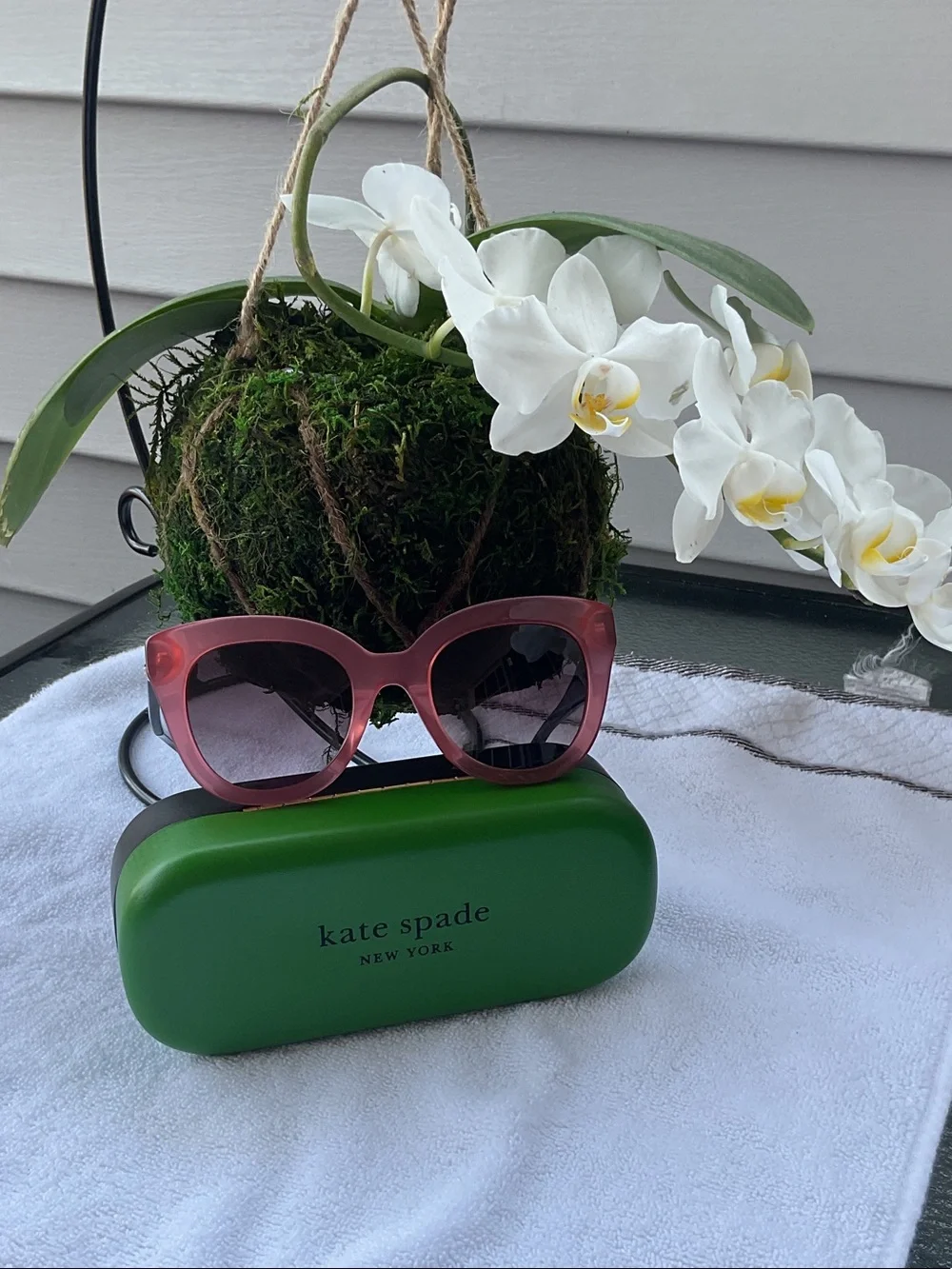 kate spade Pink Gradient Oversized Cat-Eye Sunglasses